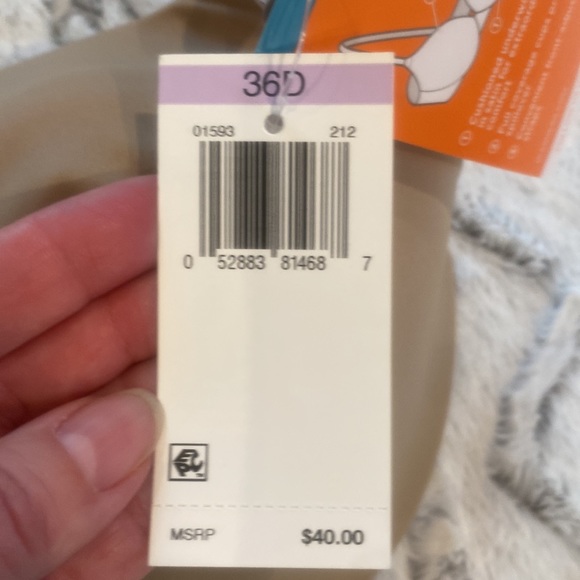 Warners- 36D bra - Picture 3 of 4